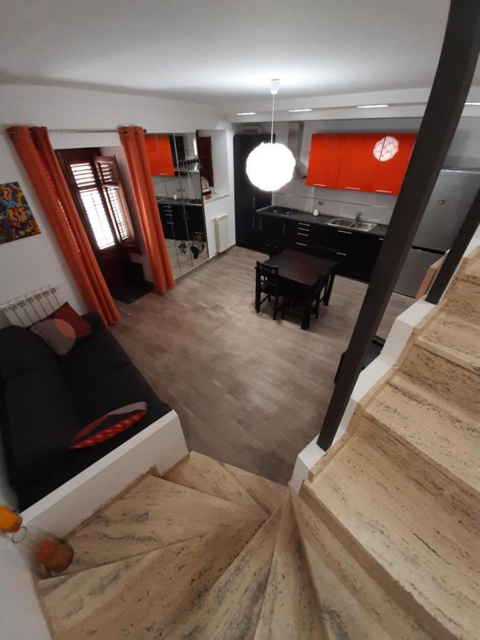 Casa Degli Artisti San Lorenzo Mezzojuso المظهر الخارجي الصورة